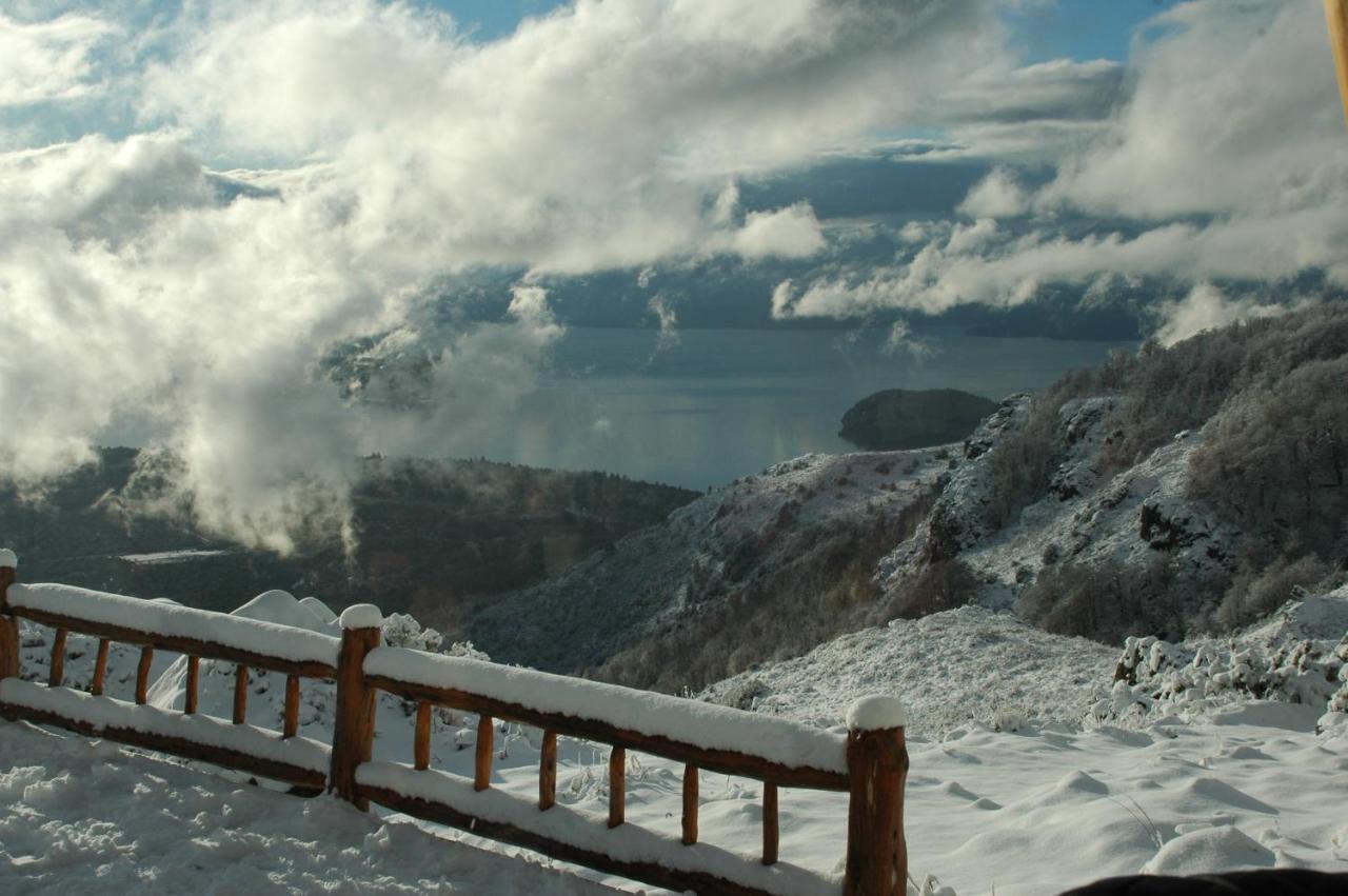 Alojamiento Curru Leuvu Bariloche Hotel Exterior photo